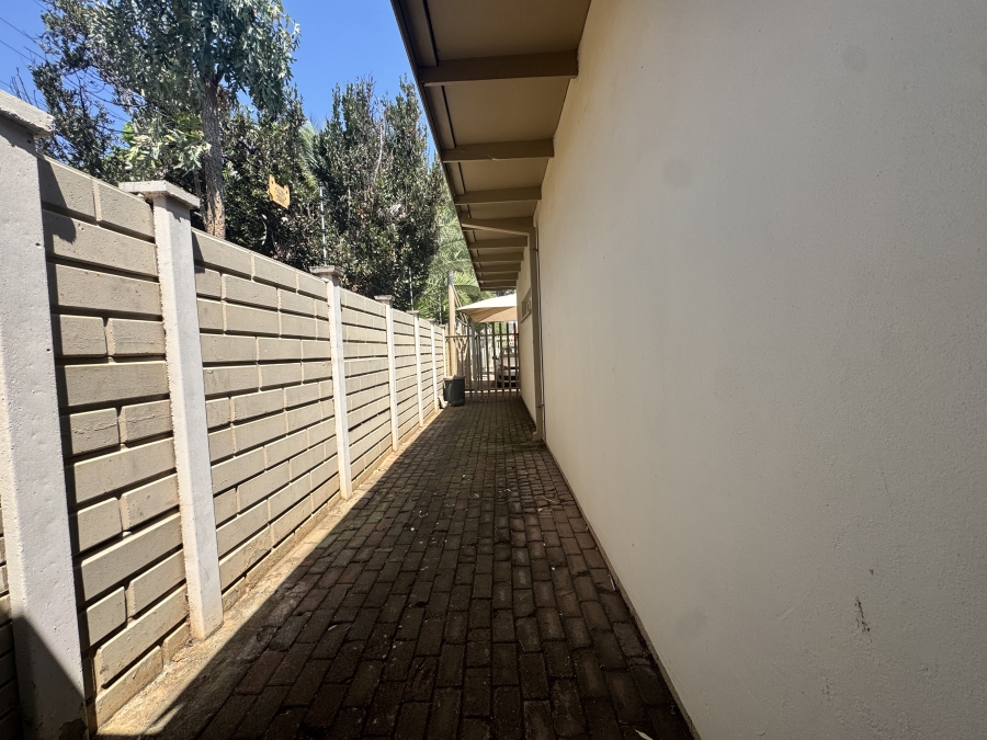 4 Bedroom Property for Sale in Neserhof North West